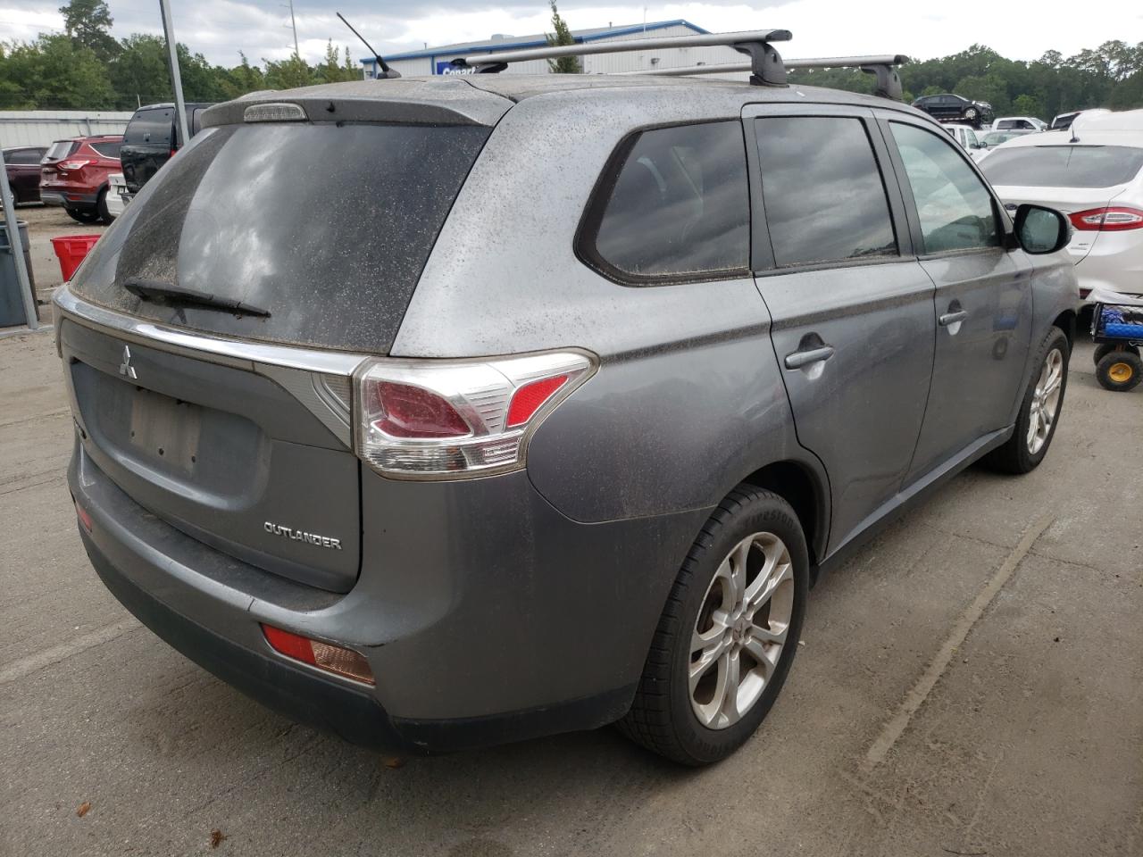 Photo 4 from auction – 2014 MITSUBISHI OUTLANDER with VIN JA4AD3A30EZ006722