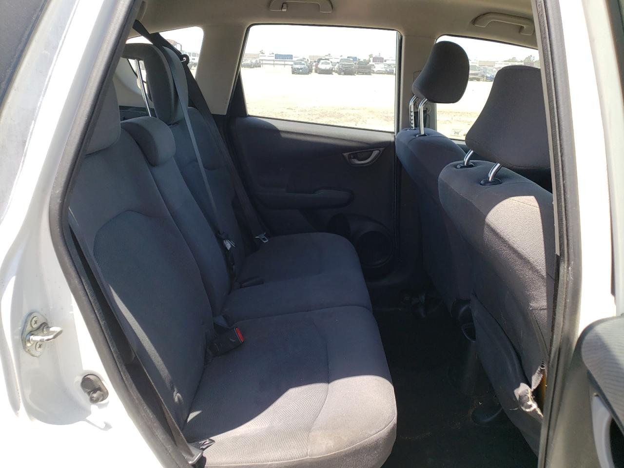Photo 6 from auction – 2012 HONDA FIT with VIN JHMGE8H32CC039218