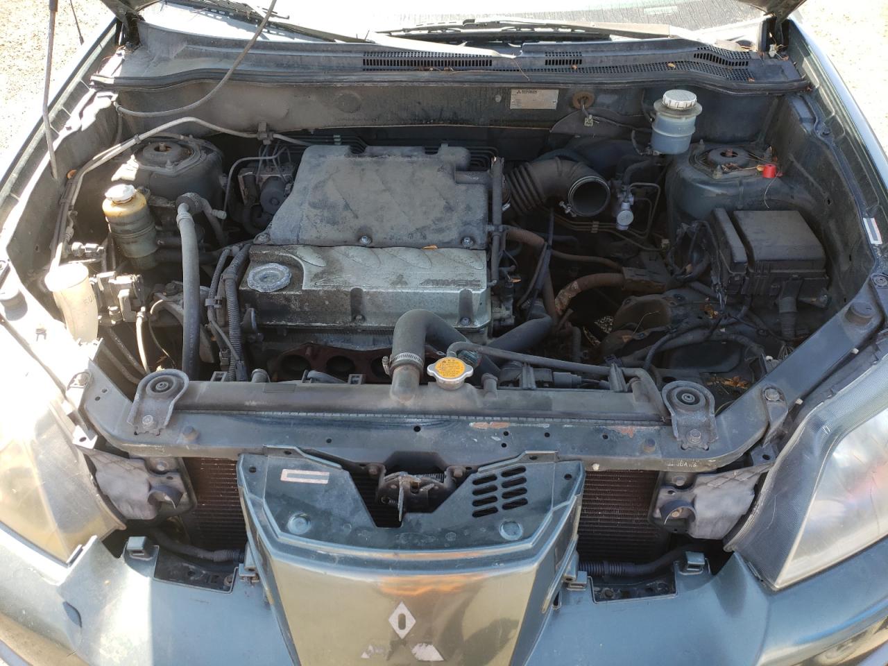 Photo 7 from auction – 2004 MITSUBISHI OUTLANDER with VIN JA4LX41FX4U031039