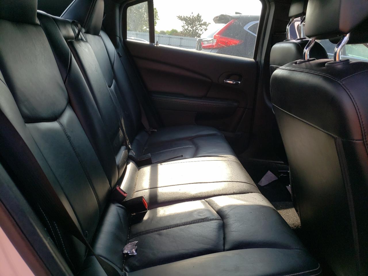 Photo 6 from auction – 2012 CHRYSLER 200 LIMITE with VIN 1C3CCBCG6CN326888
