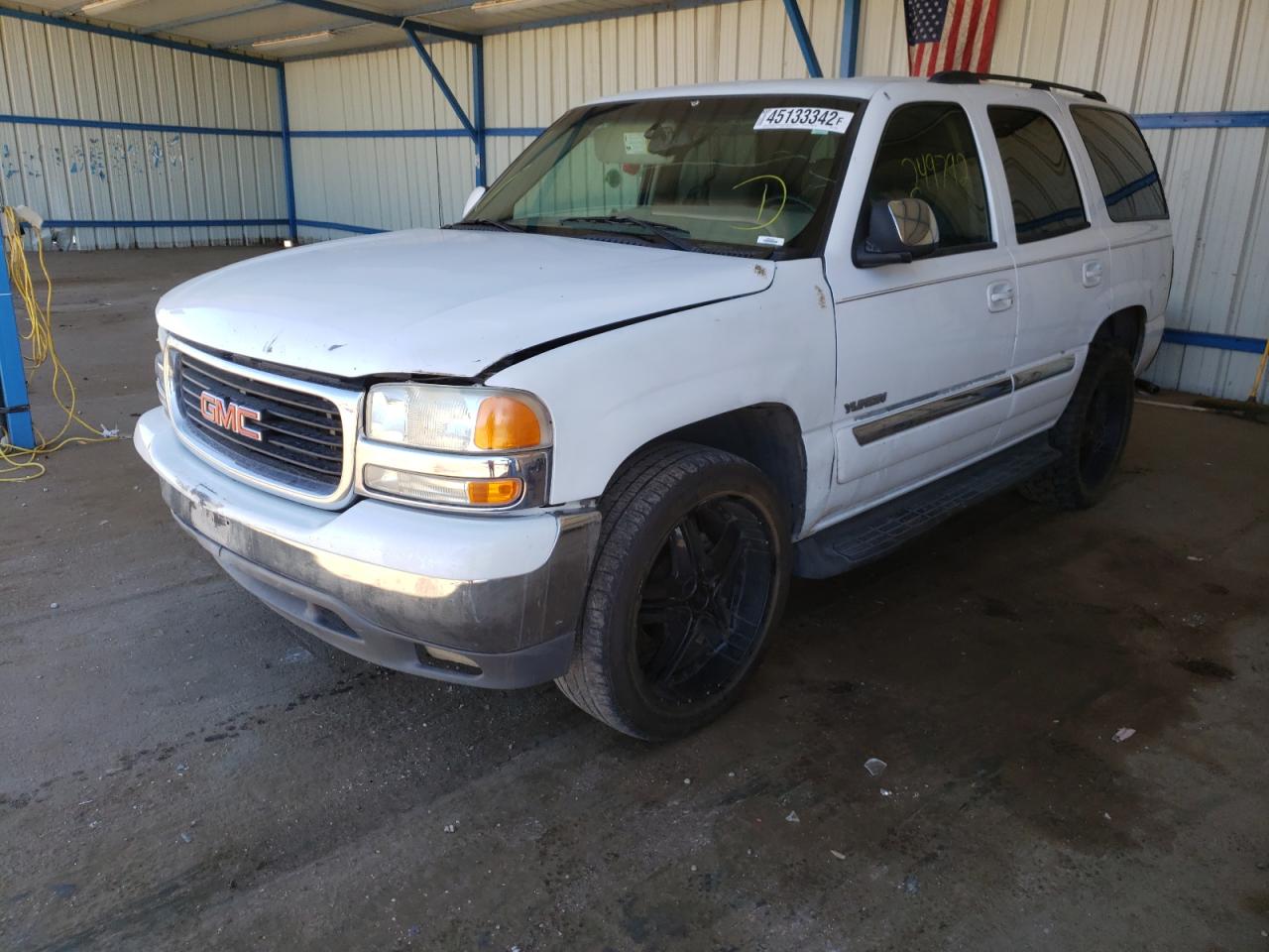 Photo 2 from auction – 2004 GMC YUKON with VIN 1GKEC13Z24R131580