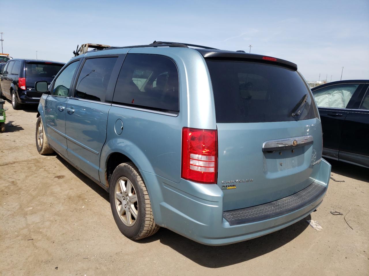 Photo 3 from auction – 2010 CHRYSLER TOWN & COU with VIN 2A4RR4DE8AR346874