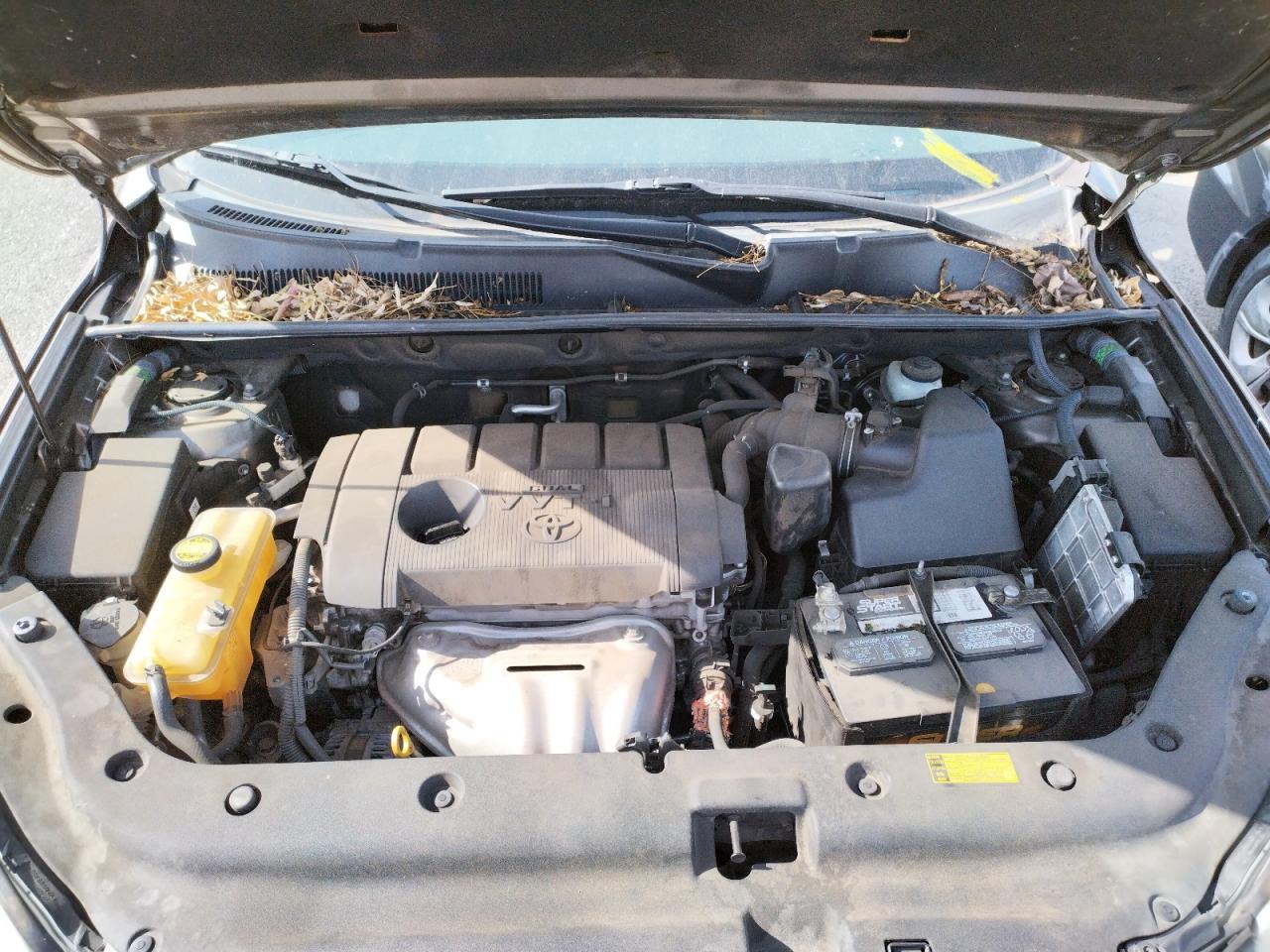 Photo 7 from auction – 2011 TOYOTA RAV4 with VIN 2T3BF4DV0BW115040