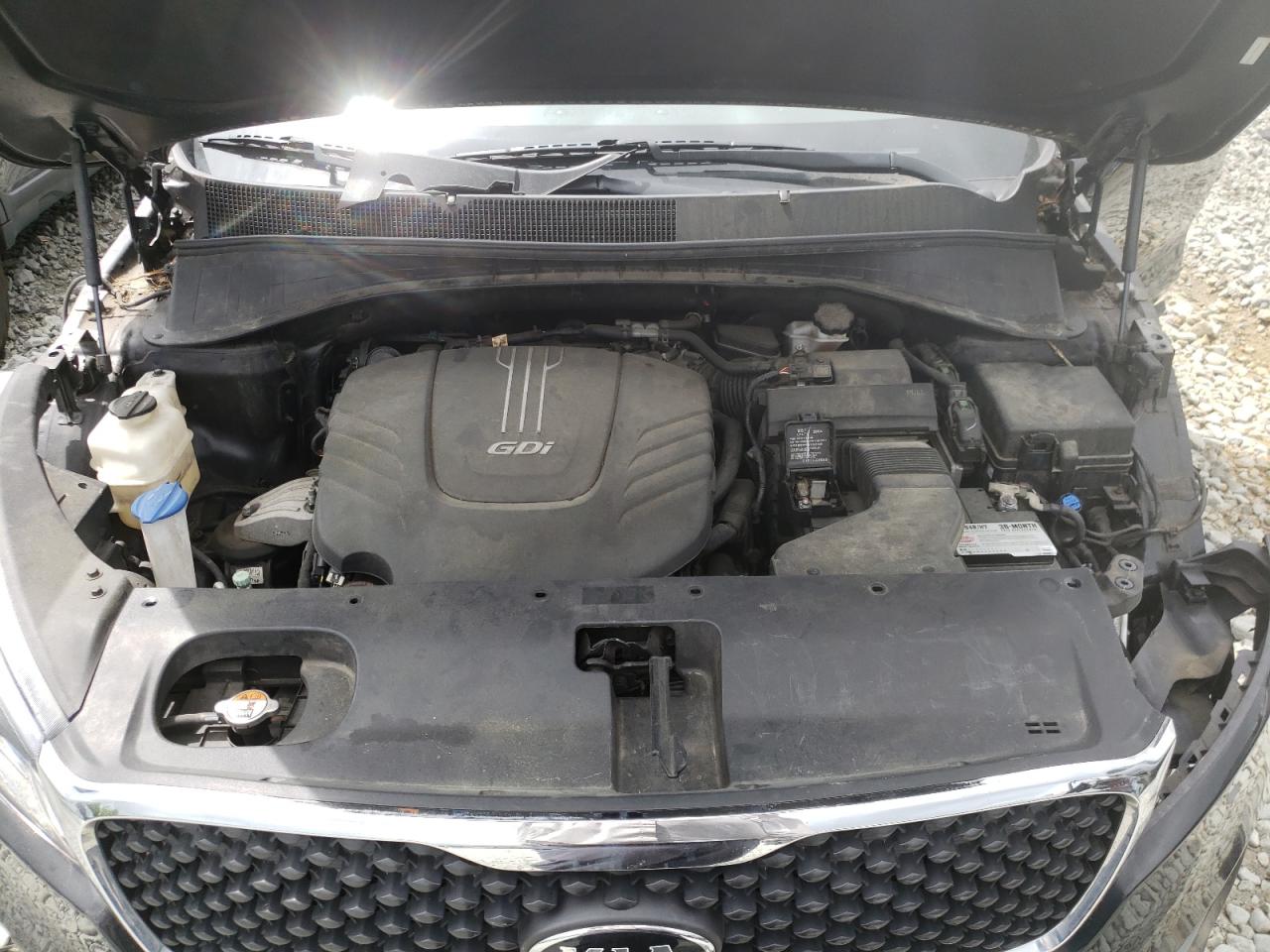 Photo 7 from auction – 2016 KIA SORENTO LX with VIN 5XYPGDA51GG034562
