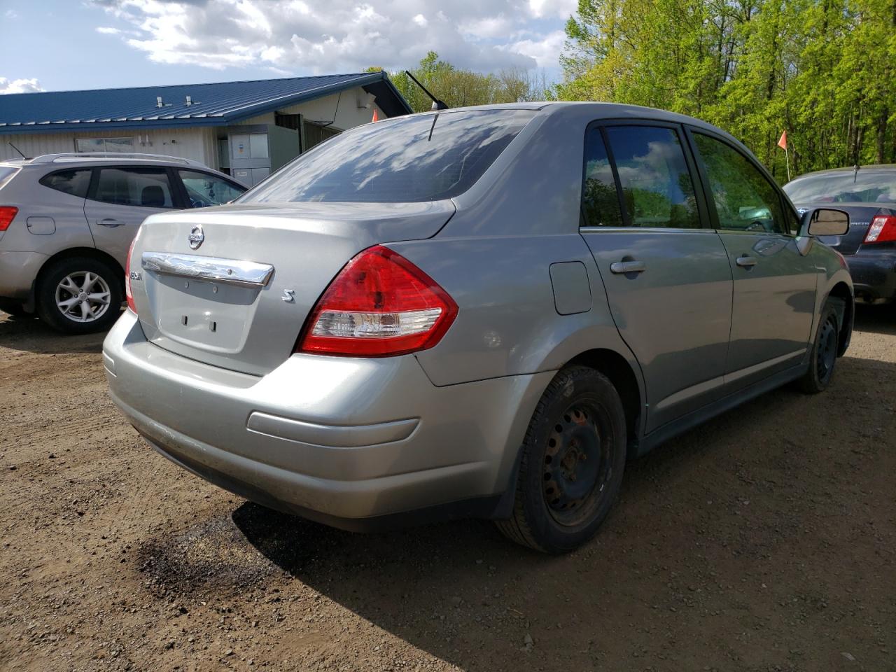 Photo 4 from auction – 2007 NISSAN VERSA S with VIN 3N1BC11E77L407765