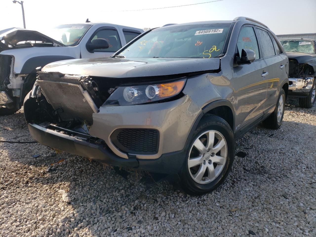 Photo 2 from auction – 2012 KIA SORENTO BA with VIN 5XYKTDA29CG259379