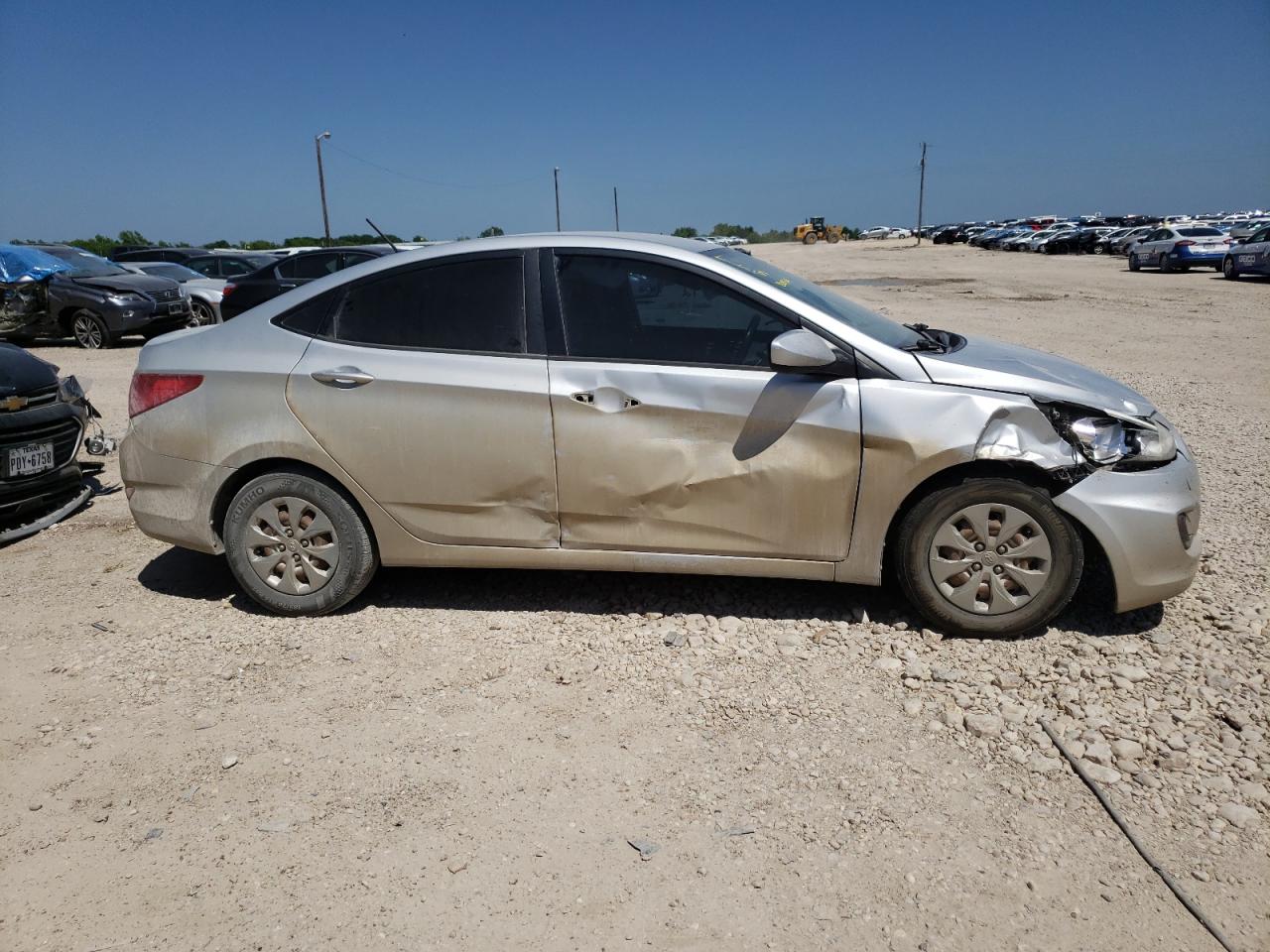 Photo 9 from auction – 2015 HYUNDAI ACCENT GLS with VIN KMHCT4AE2FU804531