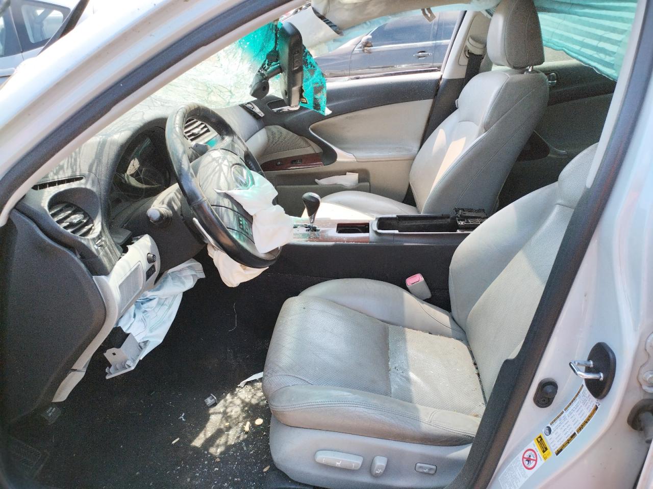 Photo 5 from auction – 2007 LEXUS IS 250 with VIN JTHCK262X72011032