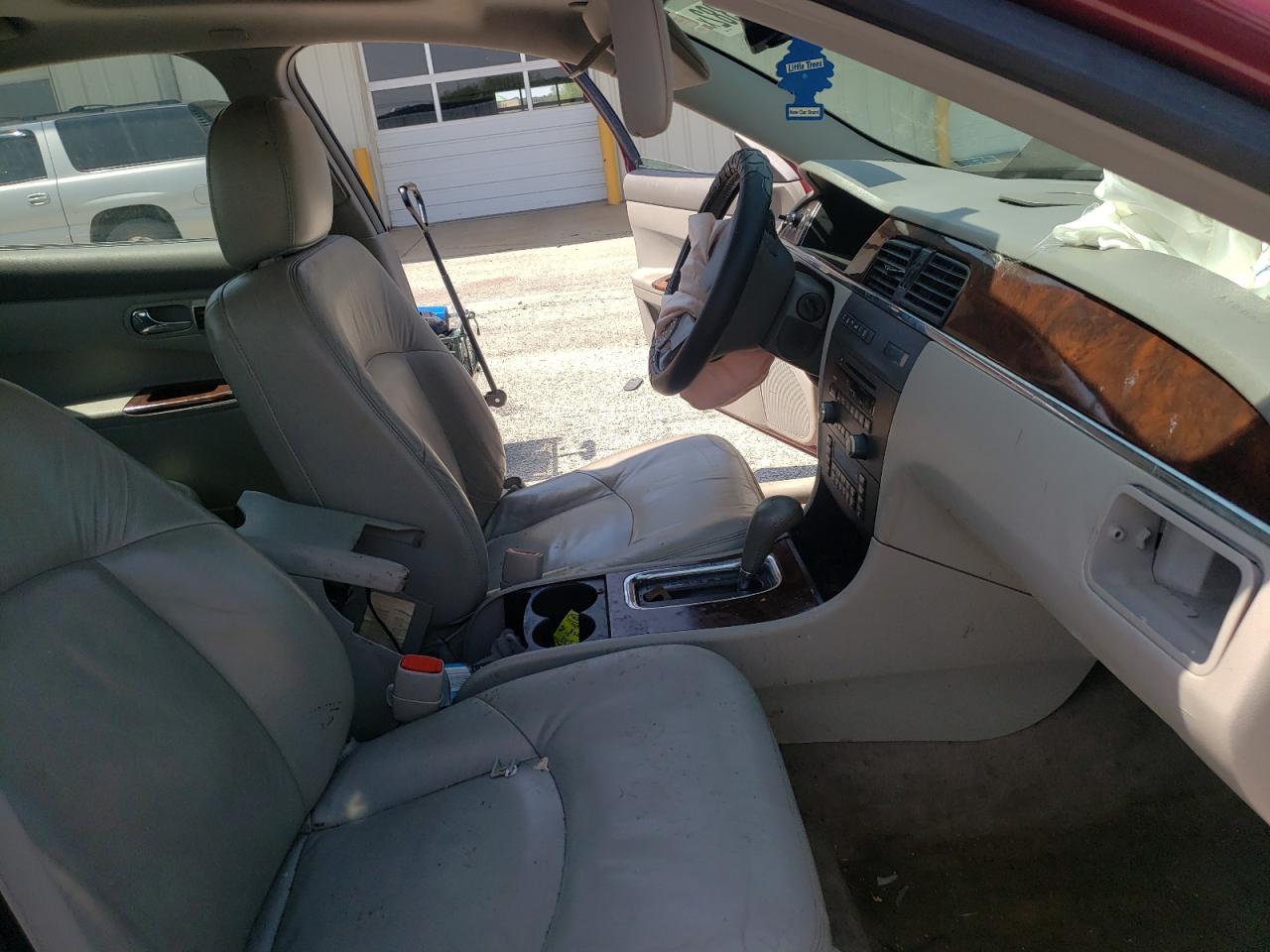 Photo 5 from auction – 2009 BUICK LACROSSE C with VIN 2G4WD582291148469