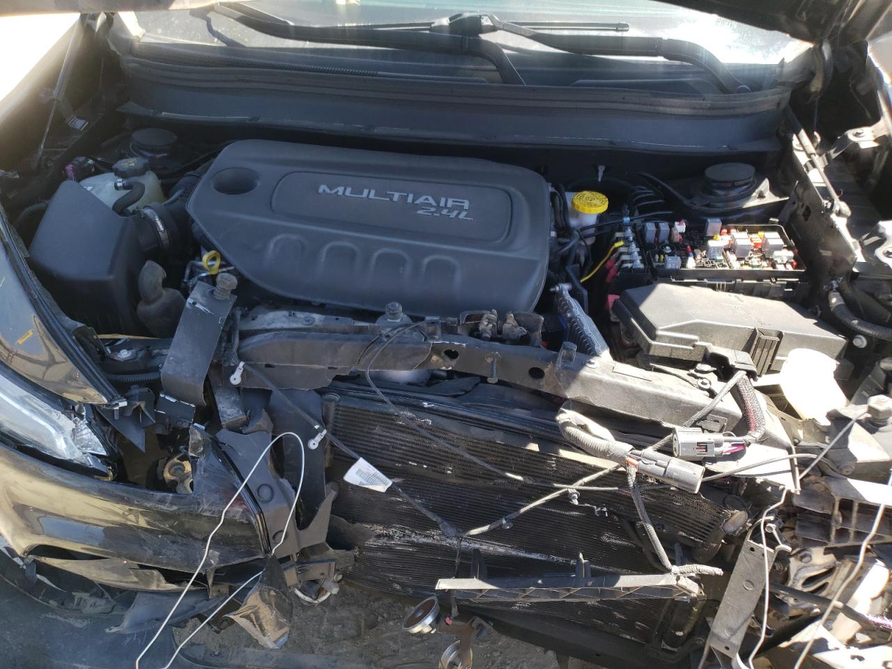 Photo 7 from auction – 2016 JEEP CHEROKEE L with VIN 1C4PJMCB0GW305263