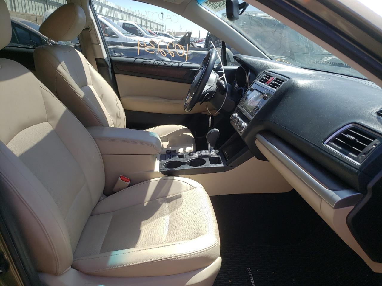 Photo 5 from auction – 2015 SUBARU OUTBACK 2. with VIN 4S4BSBNC5F3226717