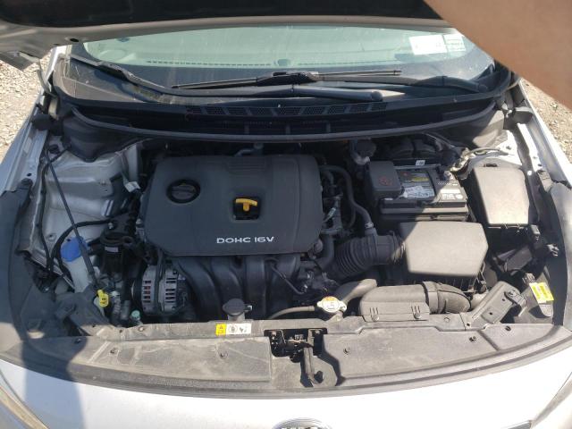 Photo 2 from auction – 2017 KIA FORTE LX with VIN 3KPFK4A74HE158402