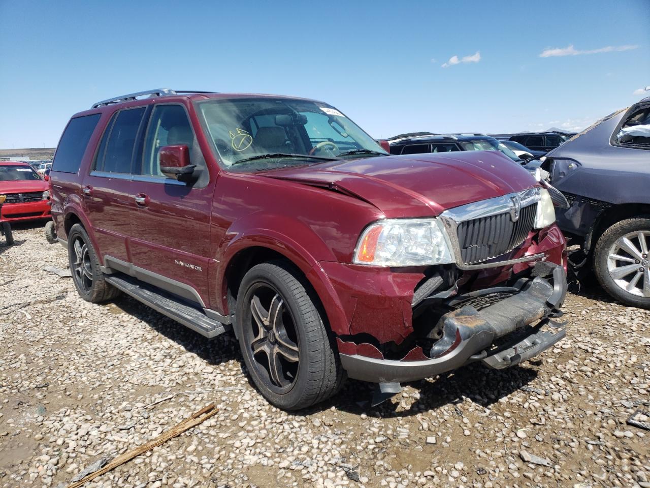 LINCOLN NAVIGATOR 2004 with VIN 5LMFU28R24LJ10137 - Photo from auction