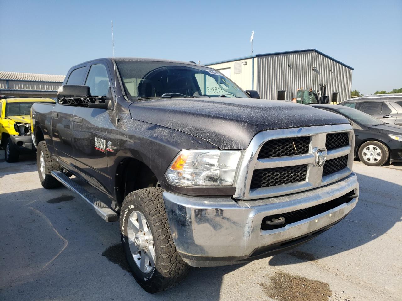 RAM 2500 ST 2016 مع رقم تعريف المركبة 3C6UR5CL5GG125020 - صورة من المزاد
