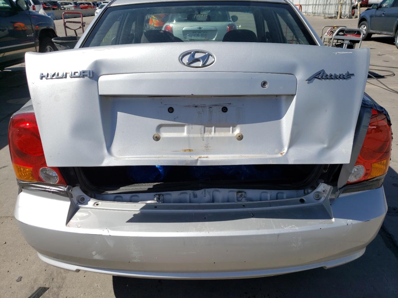 Photo 9 from auction – 2005 HYUNDAI ACCENT GL with VIN KMHCG45C95U614804