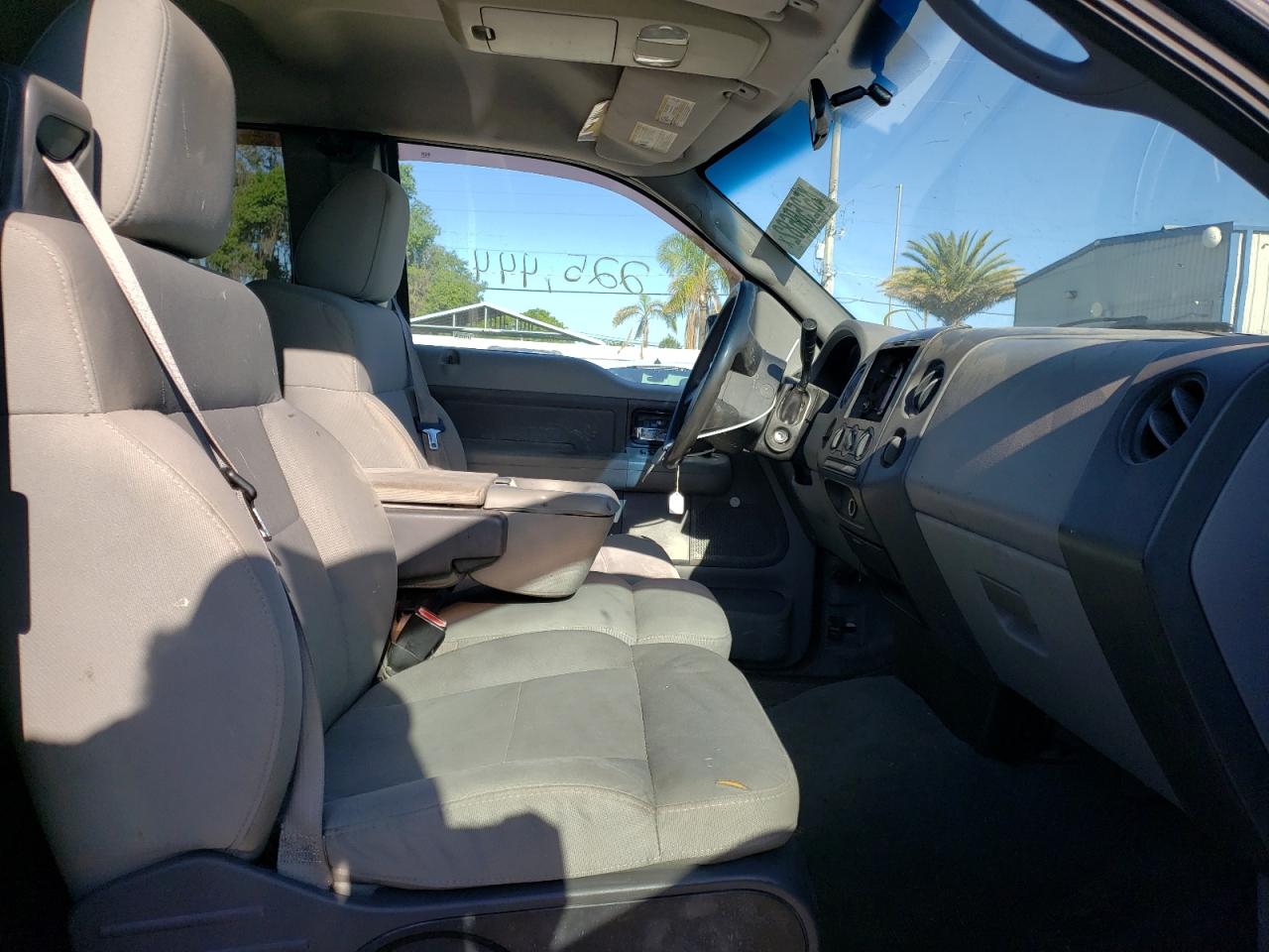 Photo 5 from auction – 2008 FORD F150 with VIN 1FTRX02W98KC11606