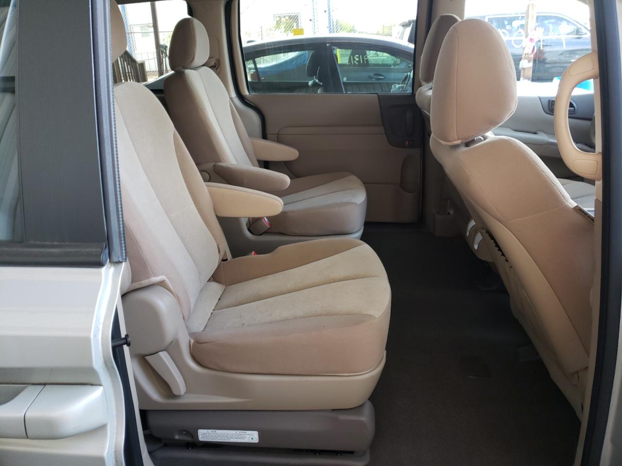 Photo 6 from auction – 2014 KIA SEDONA LX with VIN KNDMG4C74E6540355