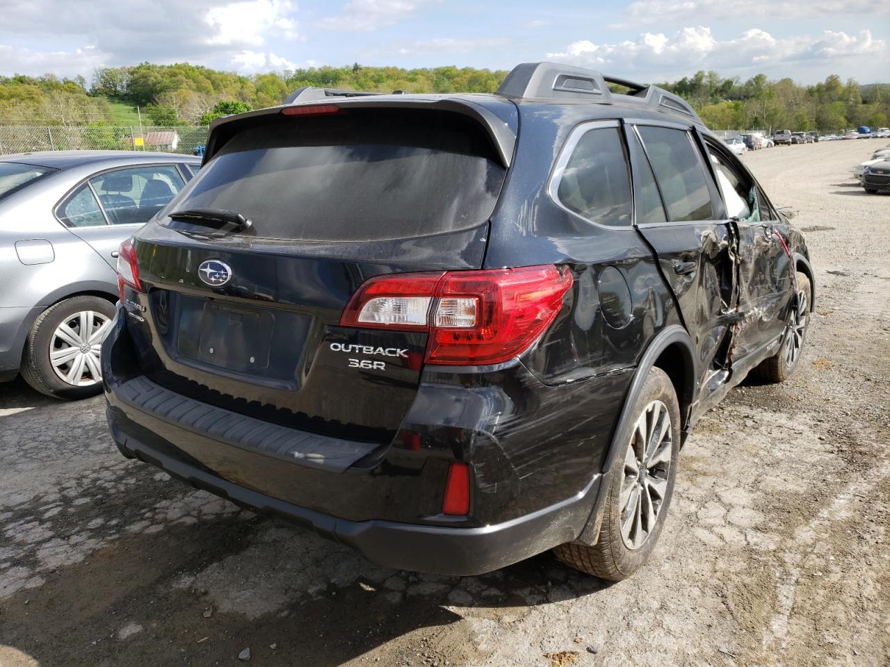 Photo 14 from auction – 2015 SUBARU OUTBACK 3. with VIN 4S4BSENC7F3309275