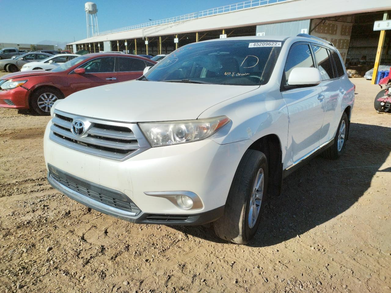 Photo 2 from auction – 2012 TOYOTA HIGHLANDER with VIN 5TDZK3EH0CS071878