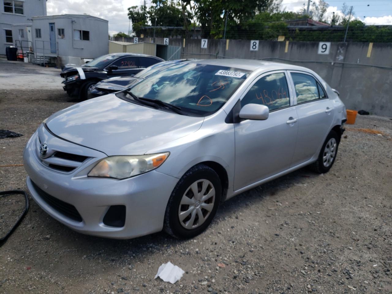 Photo 2 from auction – 2013 TOYOTA COROLLA BA with VIN JTDBU4EE3DJ116513
