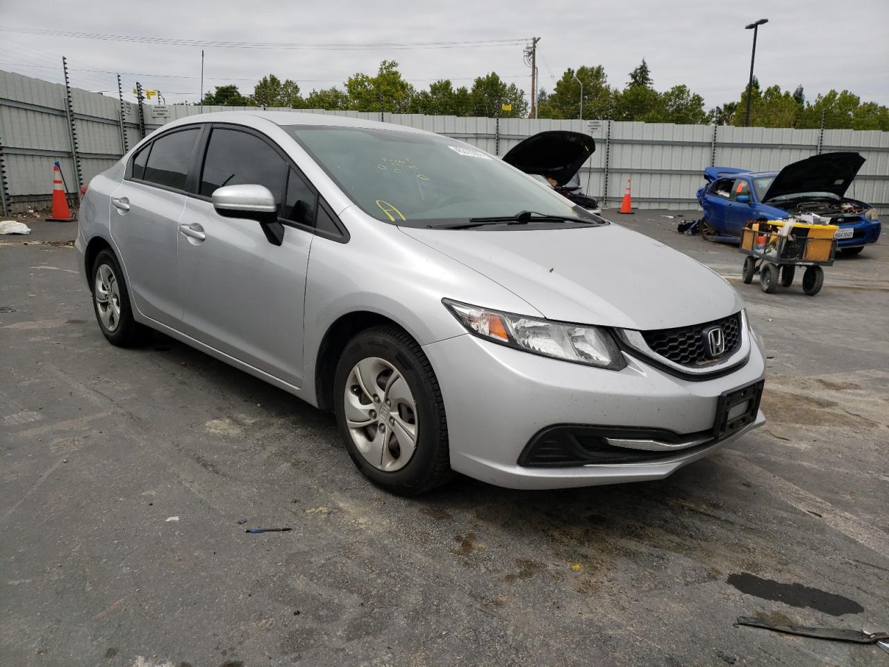 Photo 1 from auction – 2015 HONDA CIVIC LX with VIN 19XFB2F5XFE265043