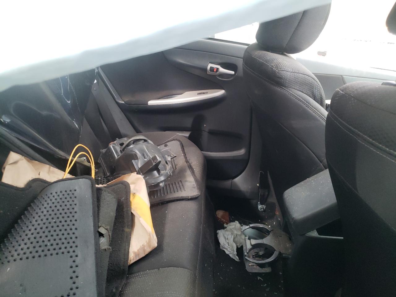 Photo 6 from auction – 2013 TOYOTA COROLLA BA with VIN 2T1BU4EEXDC079262