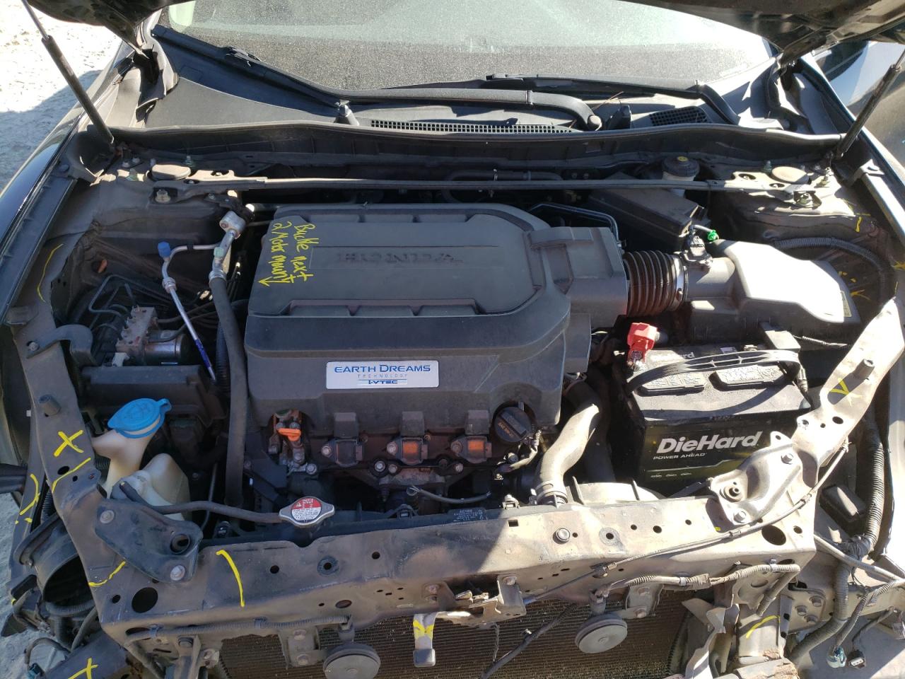 Photo 7 from auction – 2015 HONDA ACCORD EXL with VIN 1HGCT2B89FA004670