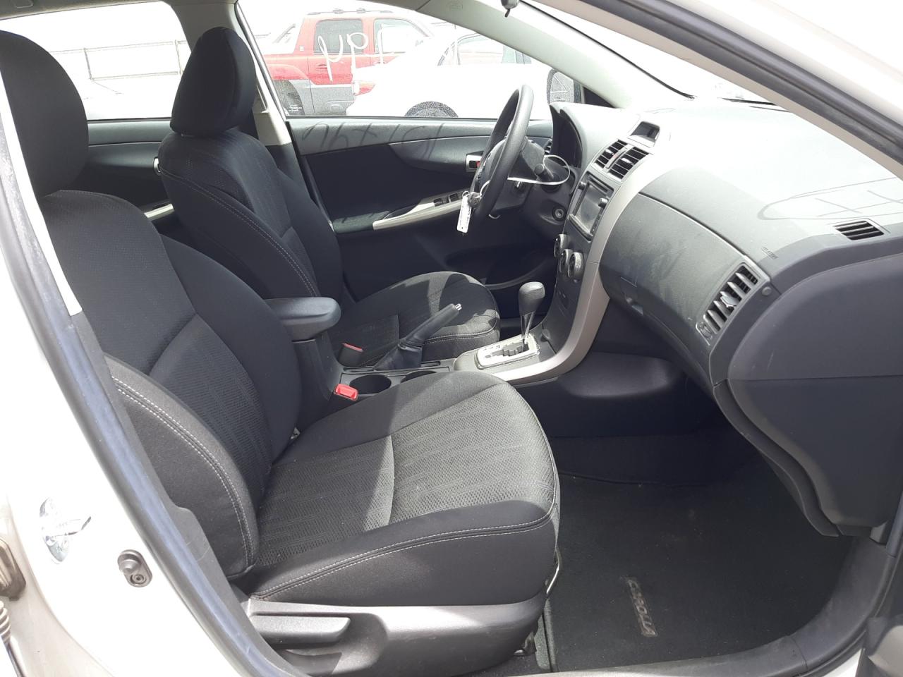 Photo 5 from auction – 2013 TOYOTA COROLLA BA with VIN 5YFBU4EE1DP136853