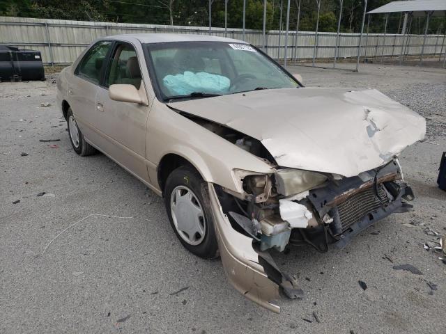 TOYOTA CAMRY 2000 with VIN 4T1BG22K7YU658056 - Photo from auction