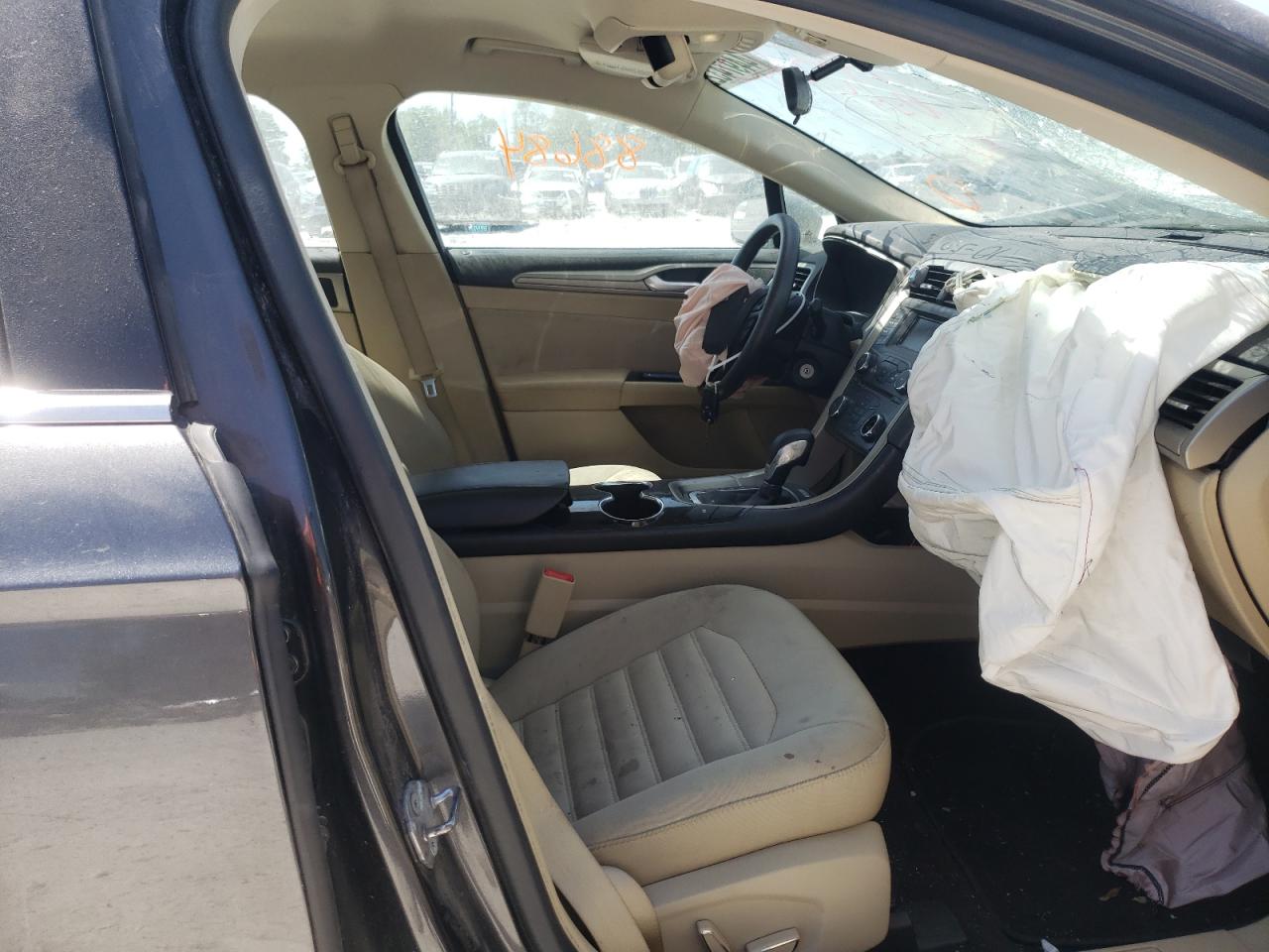 Photo 5 from auction – 2015 FORD FUSION SE with VIN 3FA6P0HD8FR215959