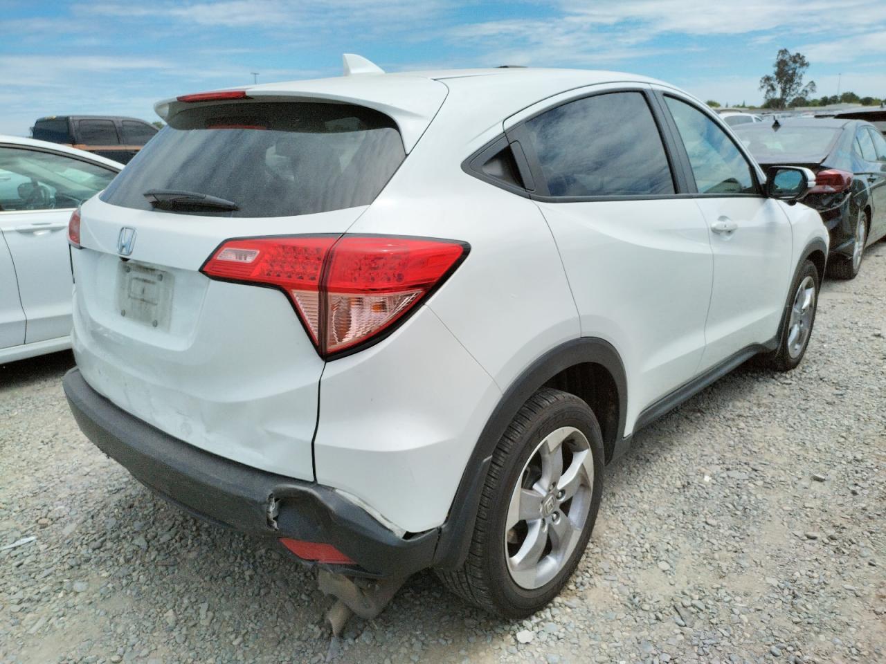 Photo 4 from auction – 2017 HONDA HR-V EX with VIN 3CZRU5H55HM720308
