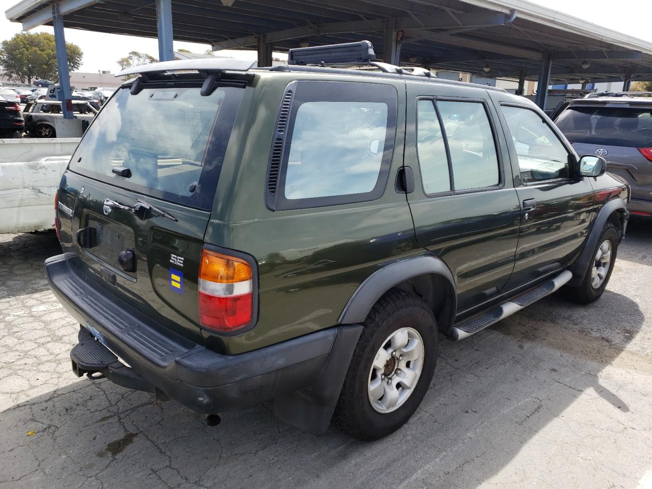 Photo 4 from auction – 1997 NISSAN PATHFINDER with VIN JN8AR05Y7VW134280