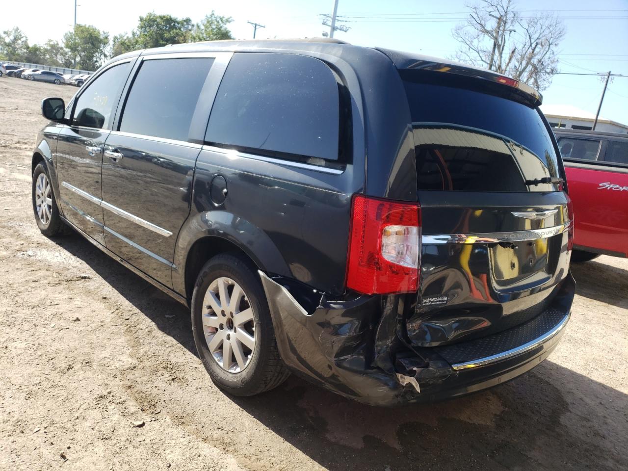 Photo 3 from auction – 2011 CHRYSLER TOWN & COU with VIN 2A4RR8DG7BR780066