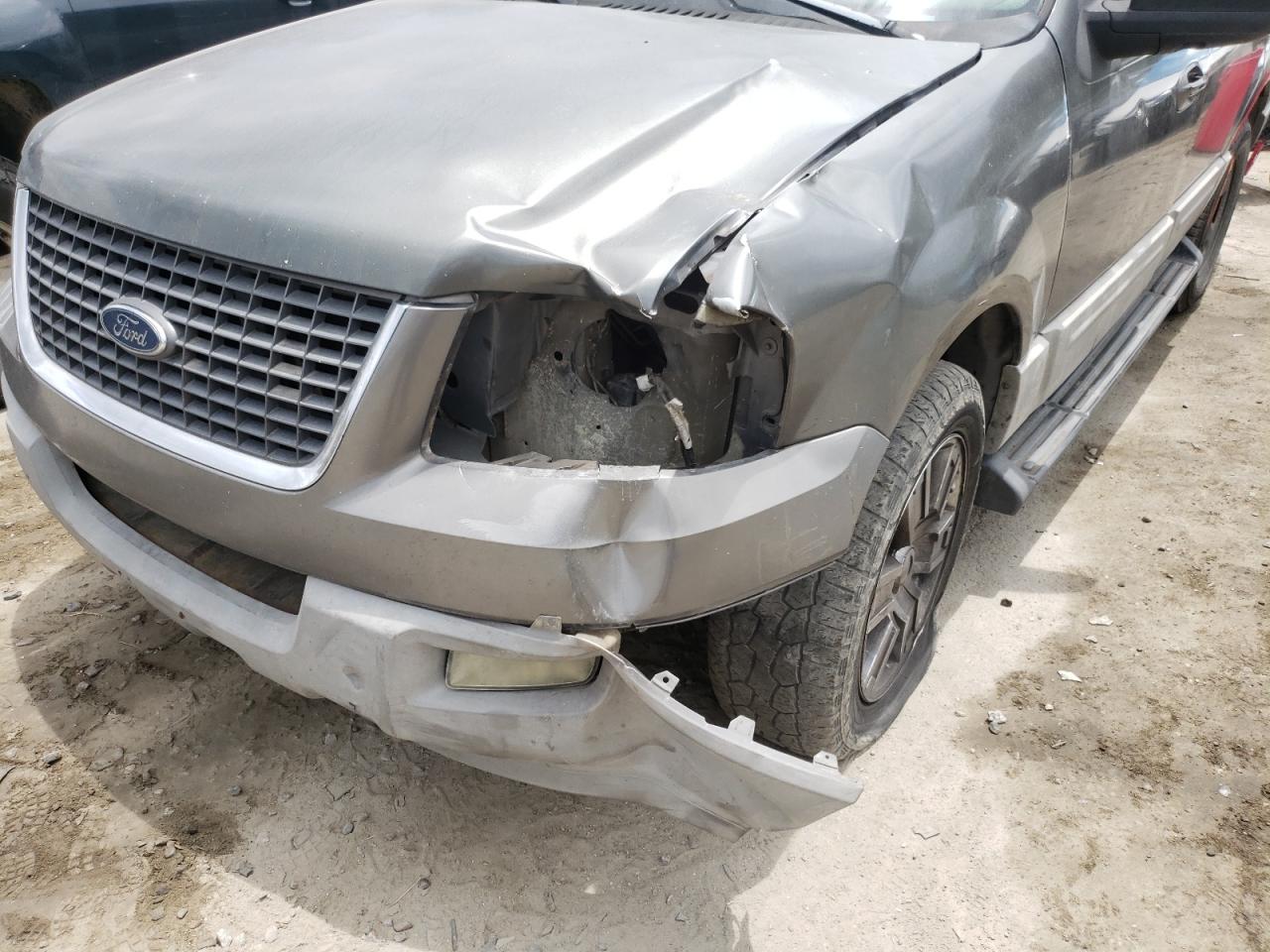 Photo 9 from auction – 2003 FORD EXPEDITION with VIN 1FMRU15W53LB71730