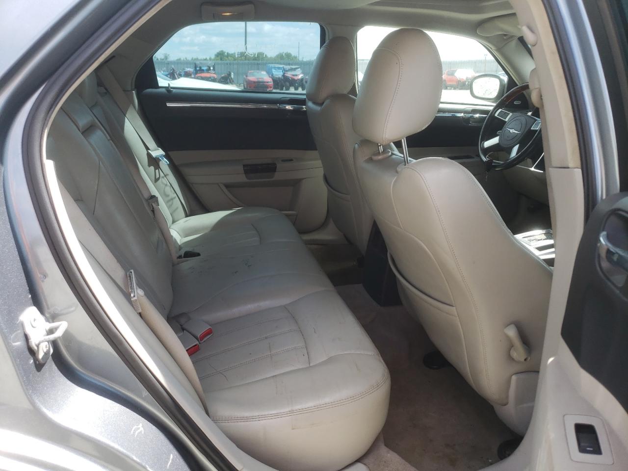 Photo 6 from auction – 2007 CHRYSLER 300C with VIN 2C3KA63H97H785963