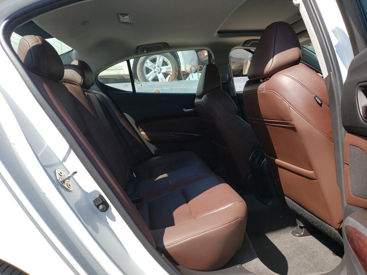 Photo 6 from auction – 2015 ACURA TLX TECH with VIN 19UUB2F55FA025183
