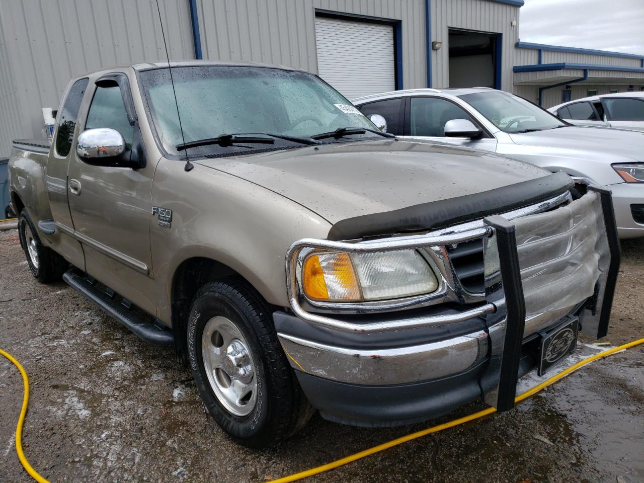 FORD F150 2001 with VIN 2FTRX07L01CA97570 - Photo from auction