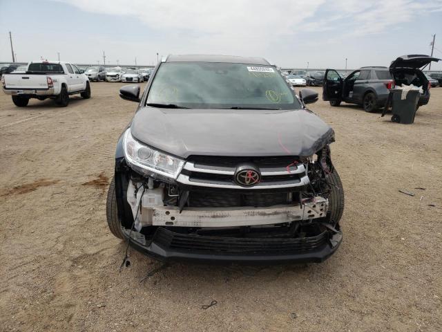 Photo 9 from auction – 2019 TOYOTA HIGHLANDER with VIN 5TDJZRFH9KS942818