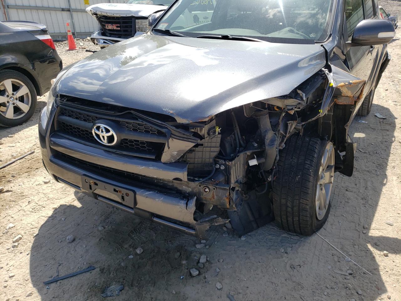 Photo 9 from auction – 2011 TOYOTA RAV4 SPORT with VIN JTMRF4DV5B5037585