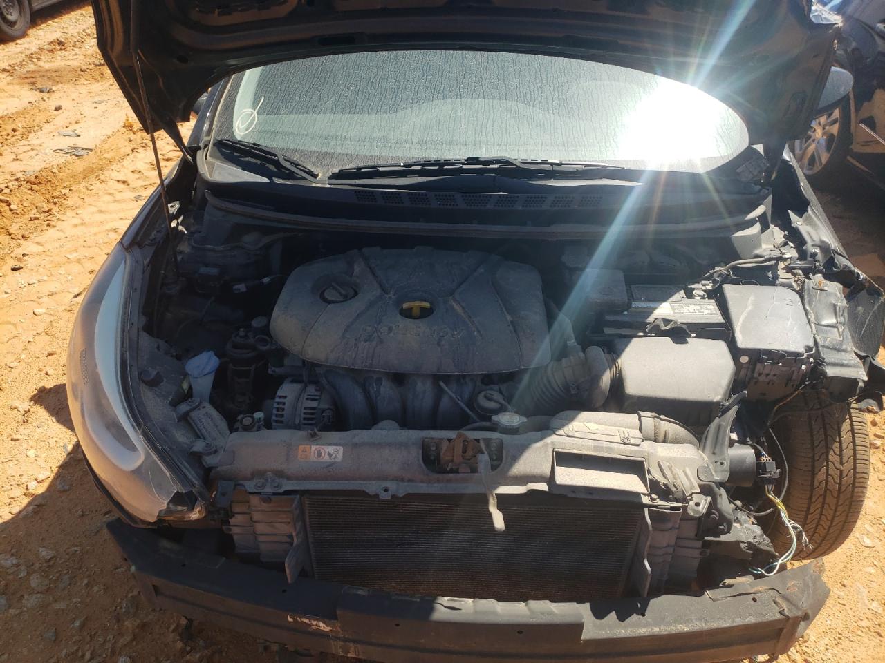 Photo 7 from auction – 2016 HYUNDAI ELANTRA SE with VIN 5NPDH4AE0GH728541