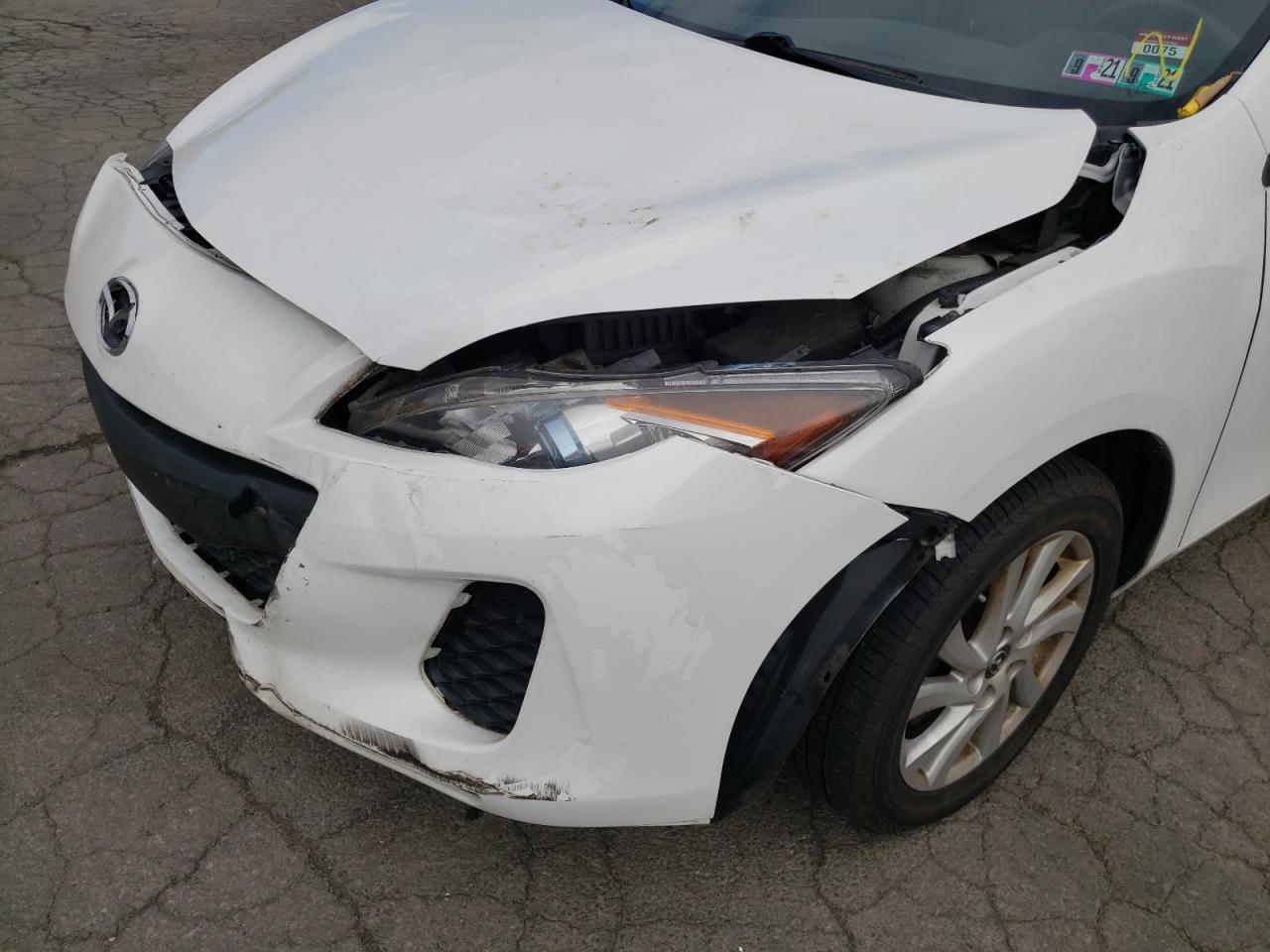 Photo 9 from auction – 2013 MAZDA 3 I with VIN JM1BL1LP2D1743998