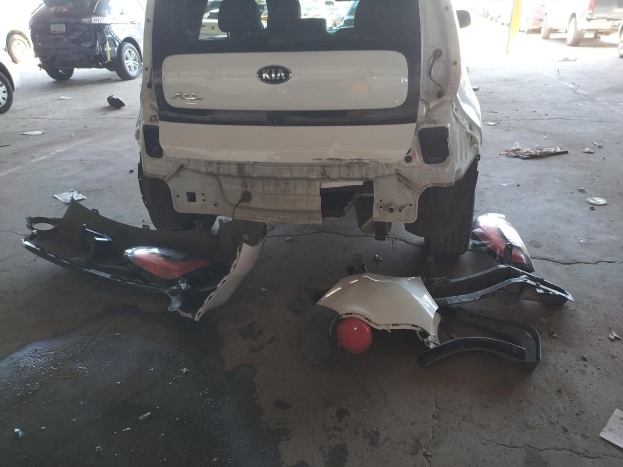 Photo 9 from auction – 2015 KIA SOUL + with VIN KNDJP3A53F7133475