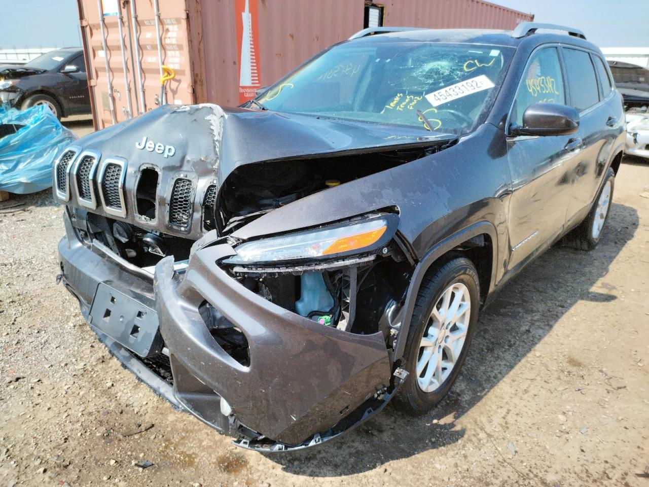 Photo 2 from auction – 2015 JEEP CHEROKEE L with VIN 1C4PJLCB3FW628697