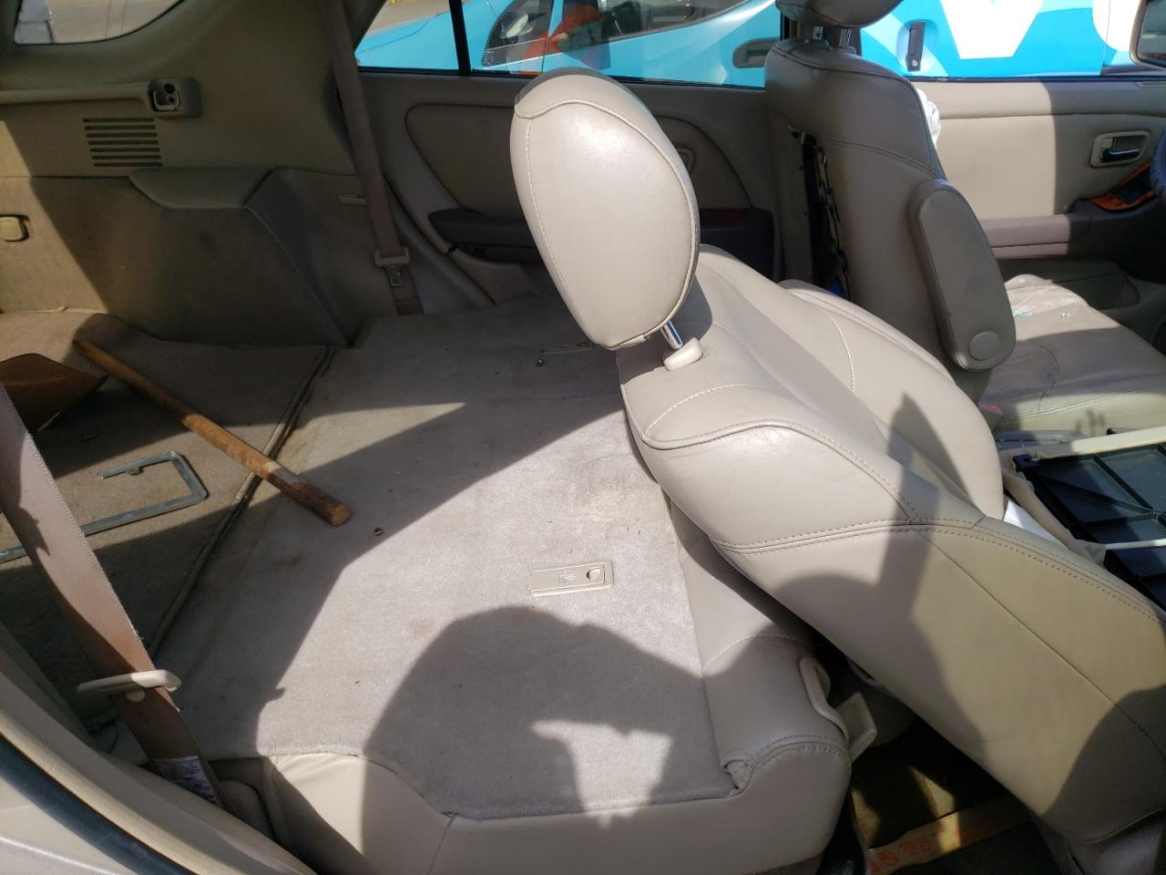 Photo 6 from auction – 2001 LEXUS RX 300 with VIN JTJHF10U710202777