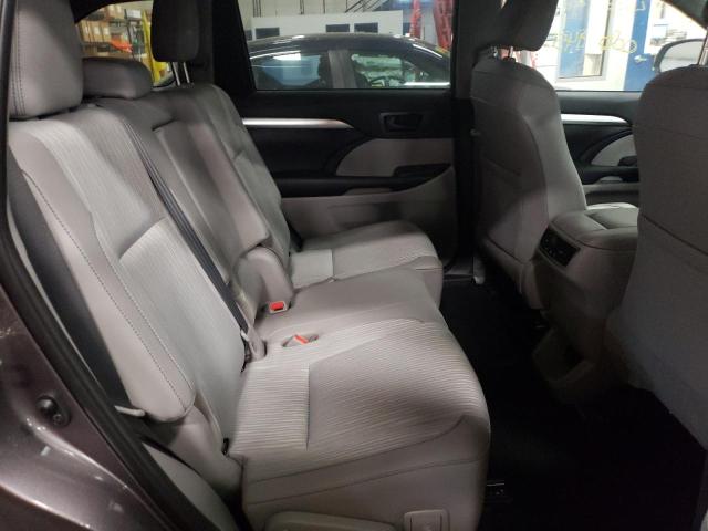 Photo 6 from auction – 2019 TOYOTA HIGHLANDER with VIN 5TDBZRFH4KS743972