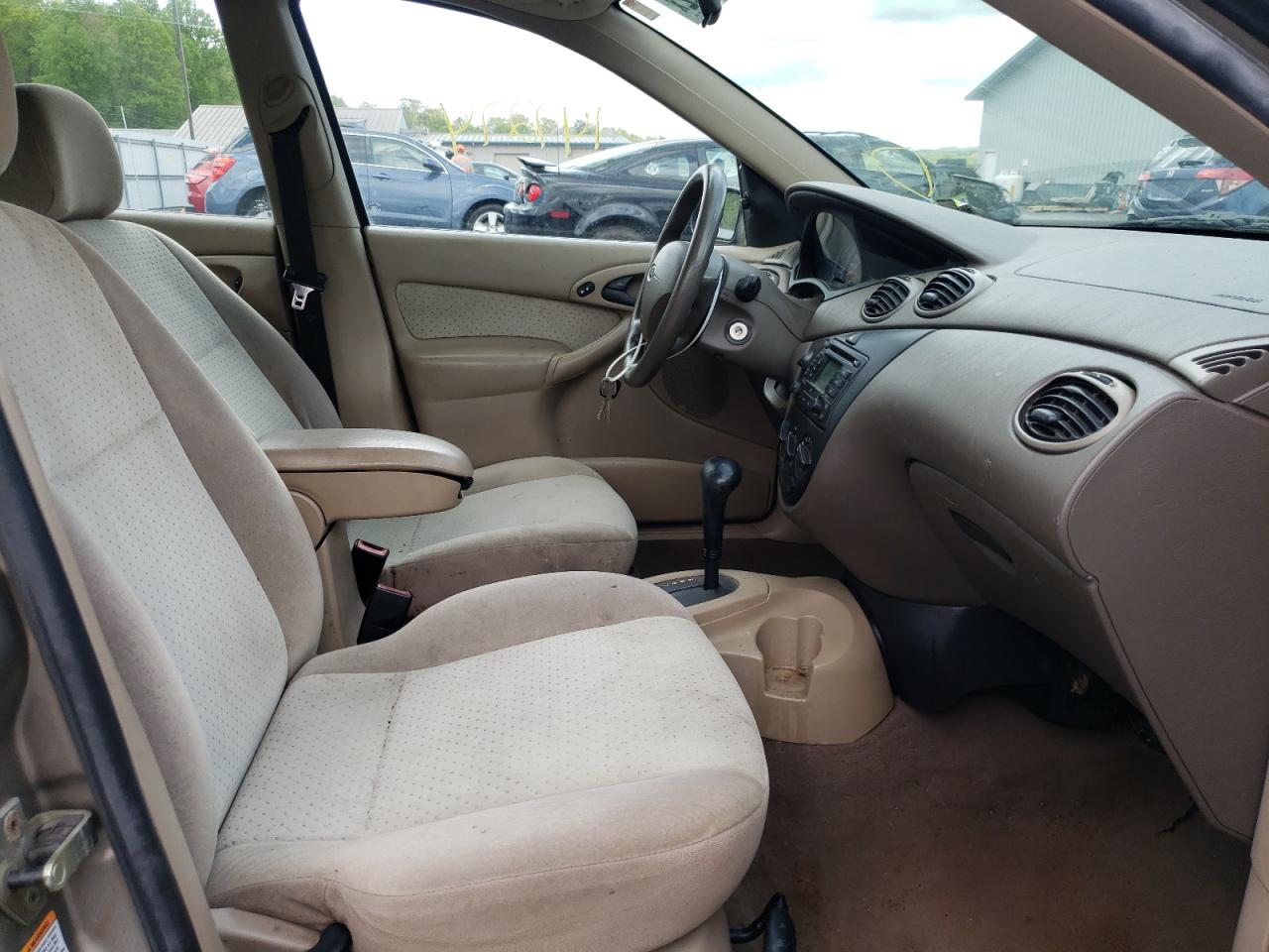 Photo 5 from auction – 2003 FORD FOCUS SE with VIN 1FAHP36343W157569