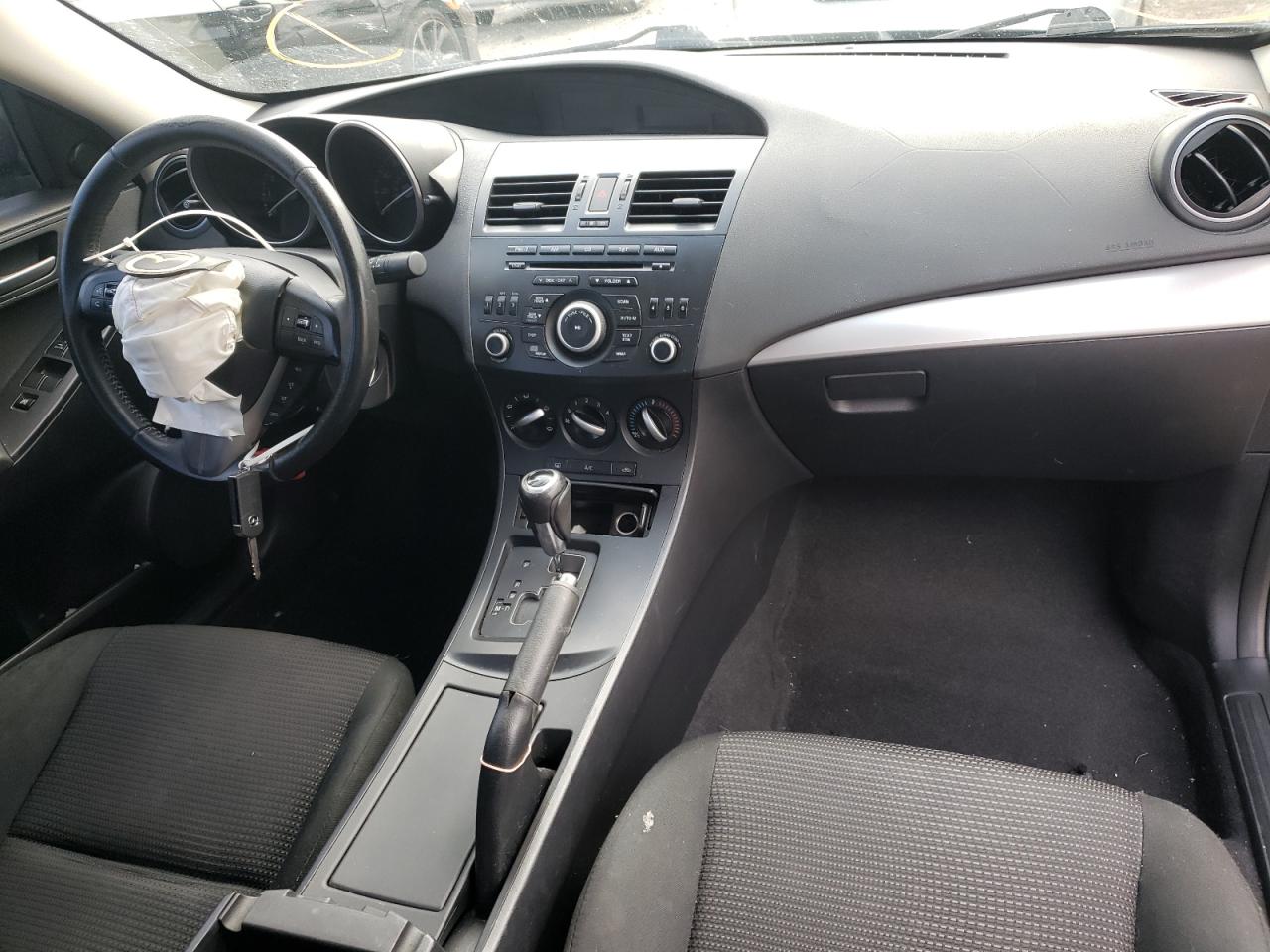 Photo 9 from auction – 2012 MAZDA 3 I with VIN JM1BL1V79C1665599