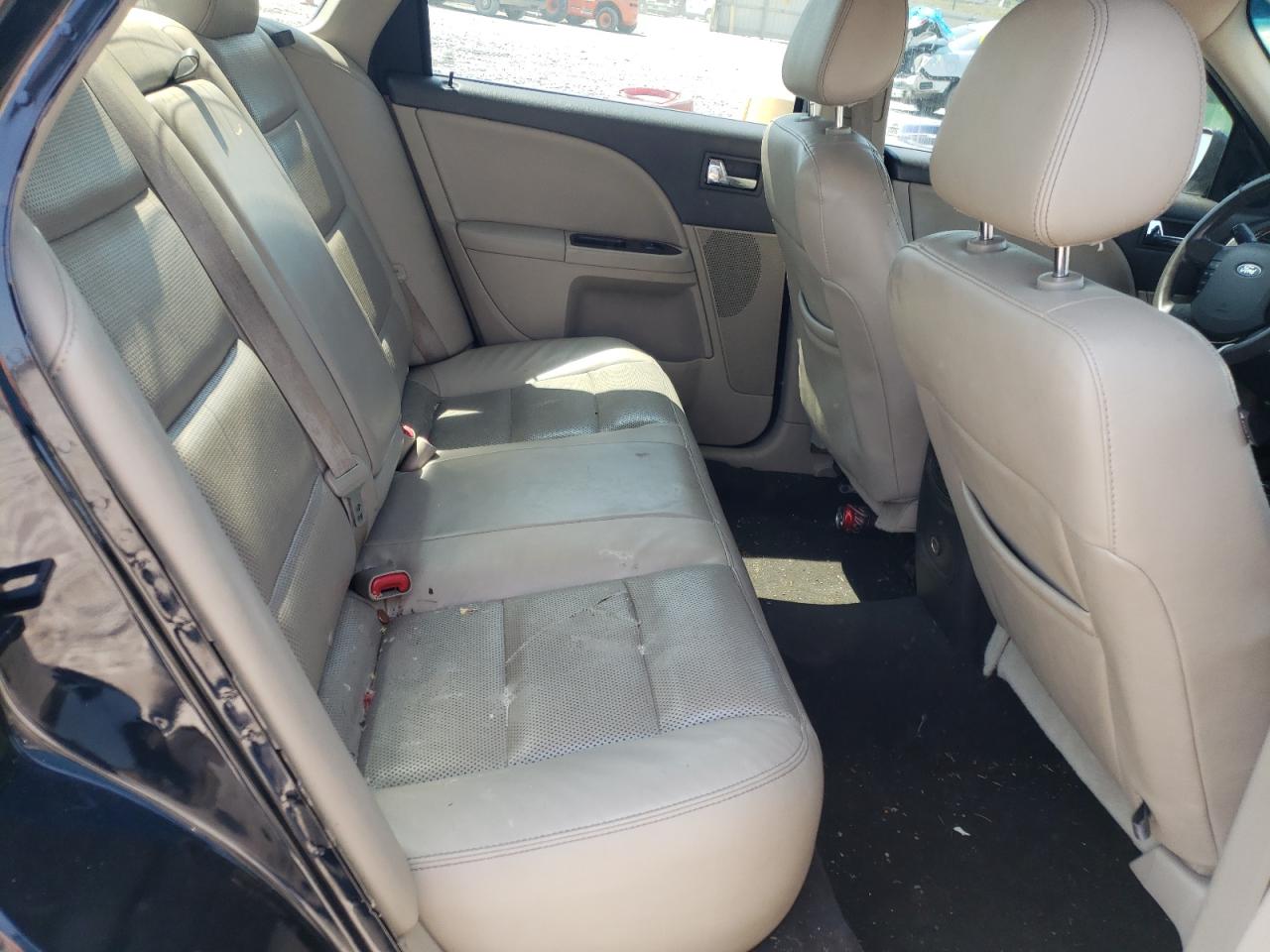 Photo 6 from auction – 2008 FORD TAURUS SEL with VIN 1FAHP24W78G119231