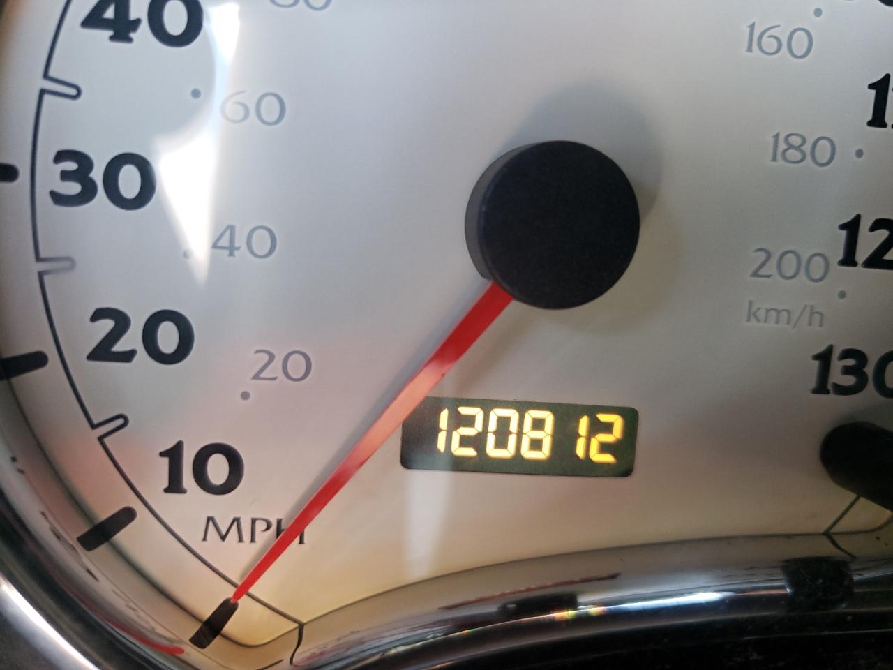 Photo 8 from auction – 2005 SATURN VUE with VIN 5GZCZ33D15S866688