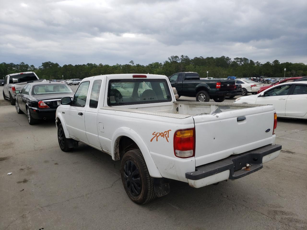 Photo 3 from auction – 2002 FORD RANGER SUP with VIN 1FTYR44U82PA69414